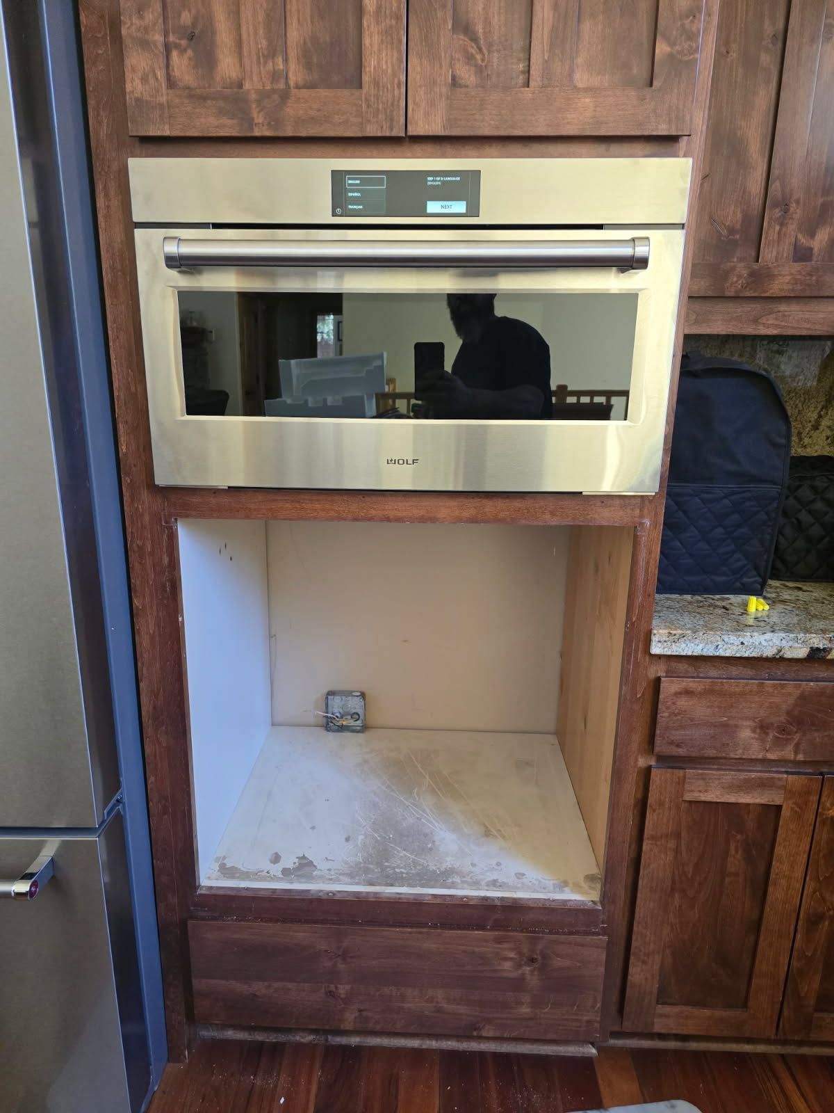 Microwave Installation | Little's Professional Appliance Installer and Handy Services